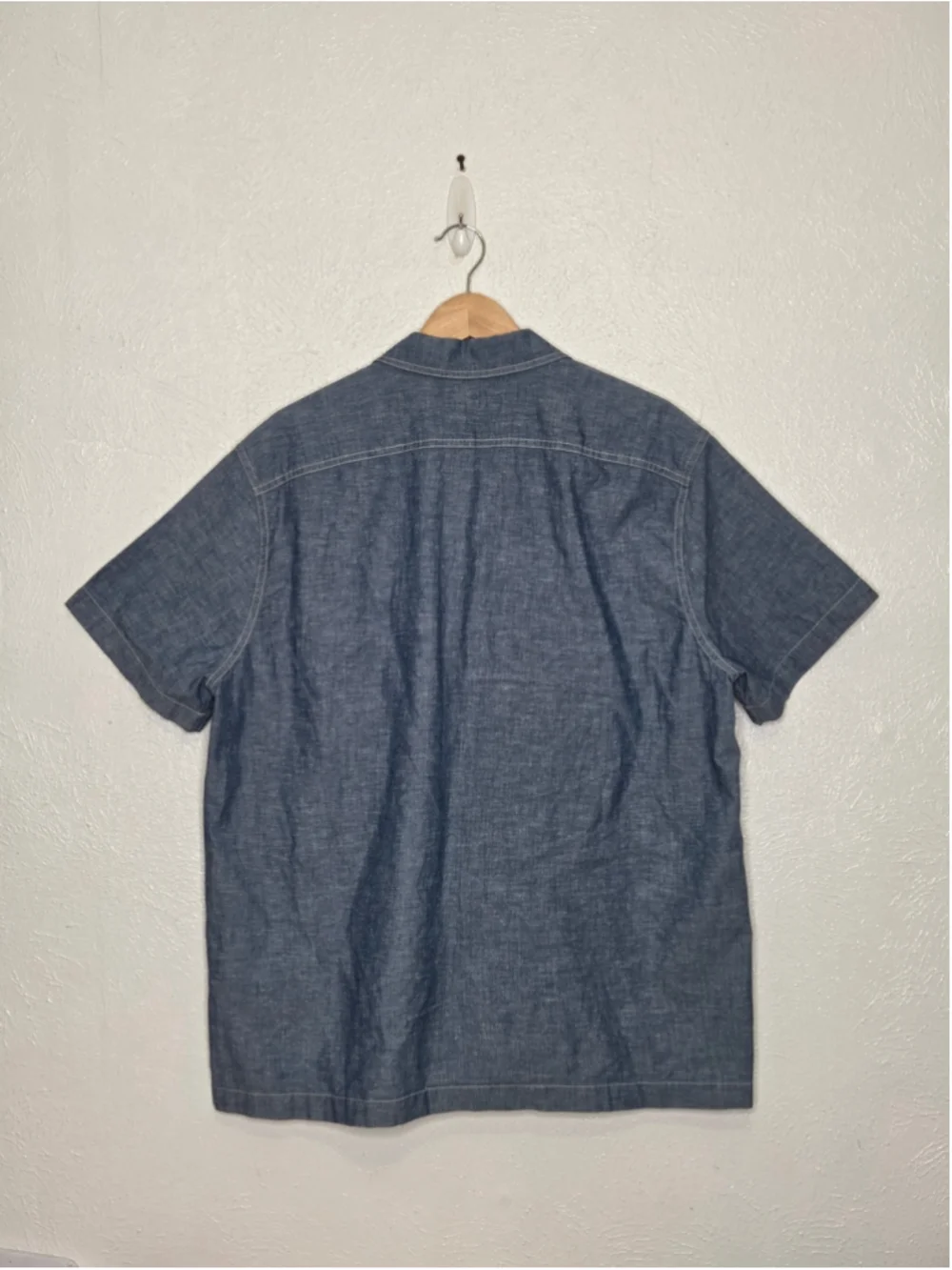 J.Crew Wallace & Barnes Guayabera Shirt Men's Large Chambry Blue Short Sleeve